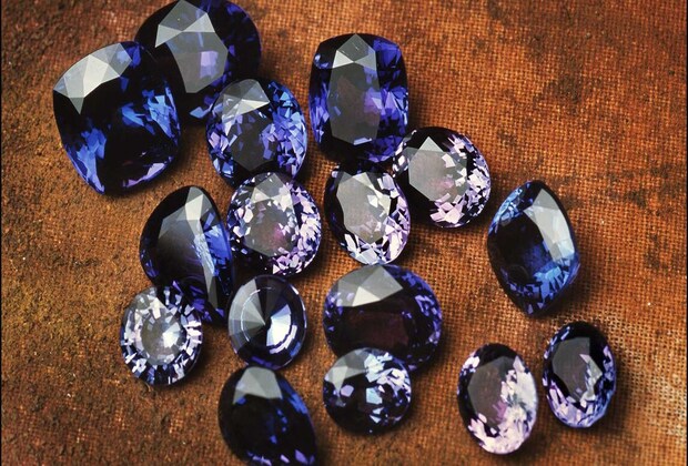 TANZANITE GEMSTONE