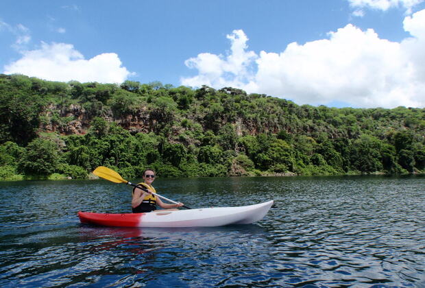 Excursion en canoë sur le lac Chala