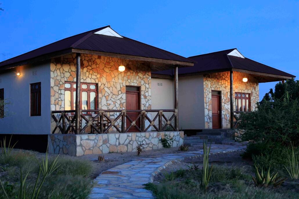 lake eyasi safari lodge