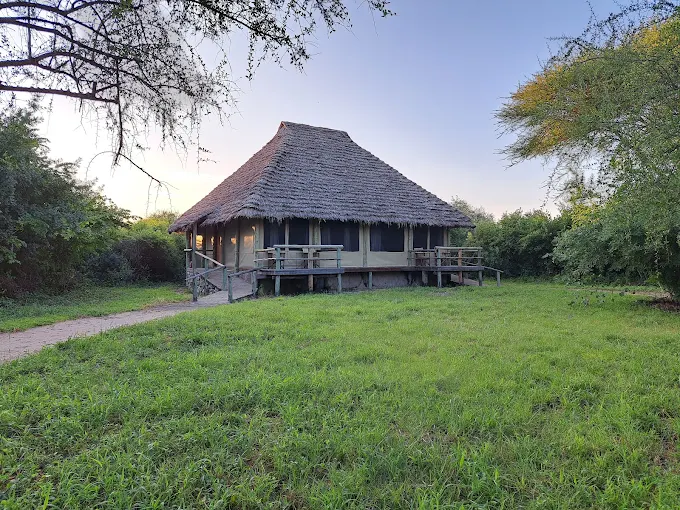 lake burunge tented lodge