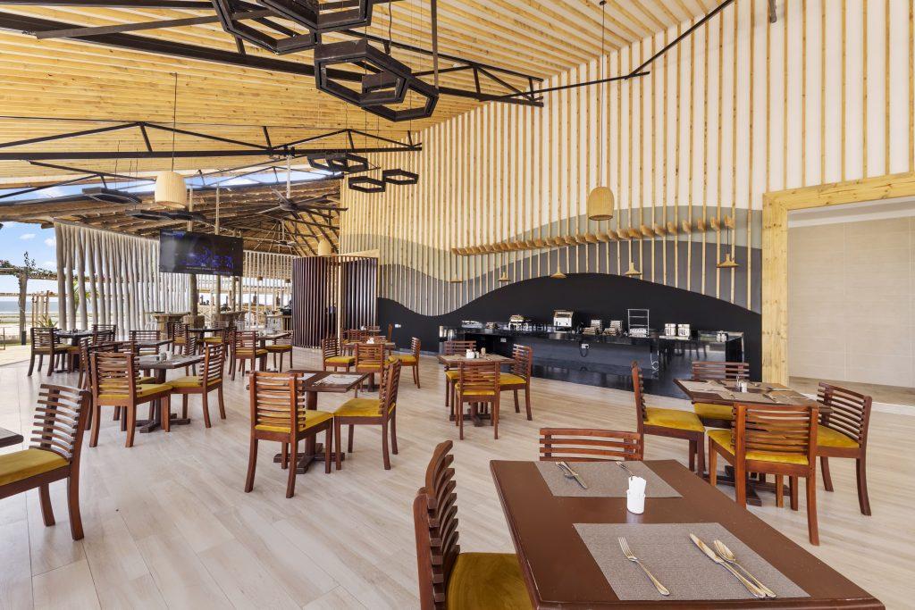 Giraffe Ocean View Lodge