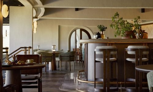 Four Seasons Safari Lodge