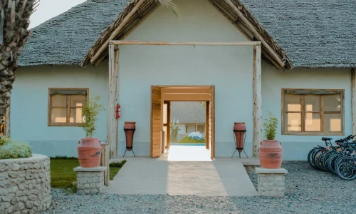 Ikumbi Safari Lodge single _room