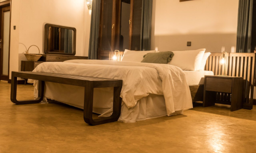 MOONBOW-LODGE-bedroom