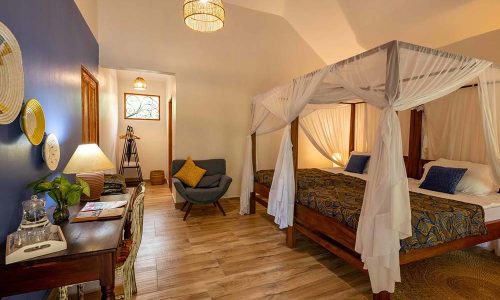 MOUNT MERU GAME LODGE